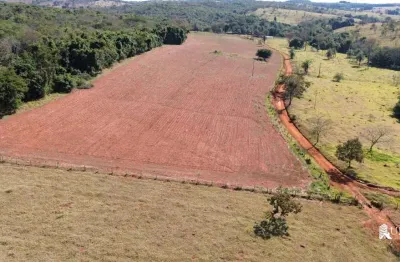 Sitio de 28,43 hectares à venda em localização privilegiada - 3 quartos, 3 salas e 2 banheiros!  #imoveis #vendas #oportunidade