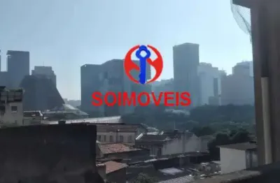 Casa de vila, 2 quartos, excelente localização, centro do rio!