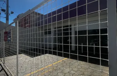 Sala comercial com 8 salas para alugar no Centro, Araraquara 