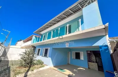 Oportunidade imperdível! casa individual com 6 quartos, terreno de 324m², a poucos metros da praia da itajuba à venda em barra velha/sc