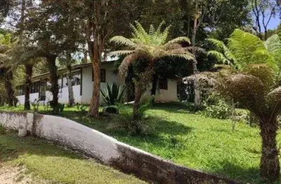 Vende-se chácara 20.000 m² com 4 quartos e 2 banheiros em são josé dos pinhais-pr