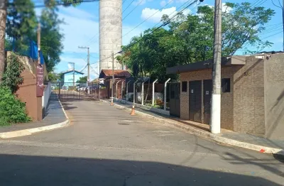 Apartamento aconchegante em um lugar tranquilo. Ótimo vizinho de porta