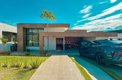 Belíssima casa para locação no condomínio sonho verde r$16.000,00