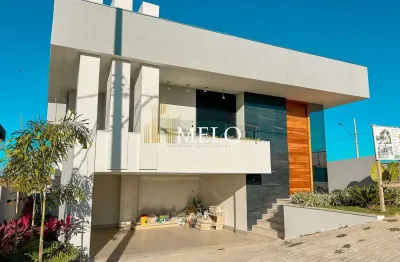 Belíssima casa  dois pavimentos disponível para venda por r$2.500.000,00