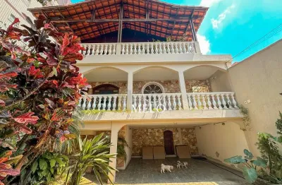 Casa com 4 quartos à venda na Rua Desembargador Viotti de Magalhães, Santa Rosa, Belo Horizonte