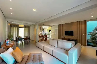 Belíssima casa para locação no condomínio lares da mata r$15.000,00