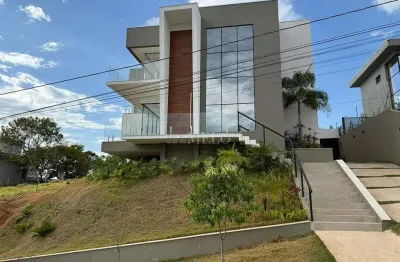 Belíssima casa para venda e locação no condomínio boulevard