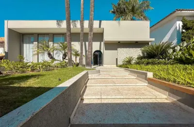 Belíssima casa á venda no bandeirantes r$7.600.000,00 e locação por r$35.000,00