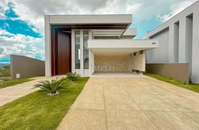 Linda Casa à Venda no Condomínio Gran Park Toscana por  R$2.690.000,00