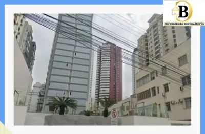 Apartamento à venda na Avenida Atlântica, Centro, Balneário Camboriú