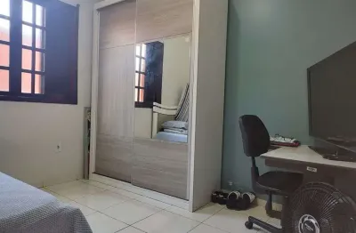 Casa com 3 quartos à venda na Rua Roberto Baranov, Jardim Imperial, São José dos Campos
