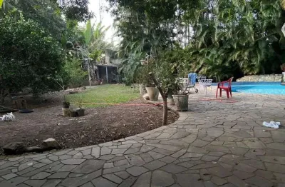 Chácara / sítio com 5 quartos à venda na Rua Goiabeiras, Chácaras São José, São José dos Campos