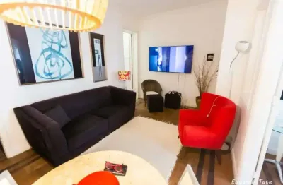 Apartamento reformado 75 m² com 2 quartos rua visconde de pirajá- ipanema - rj