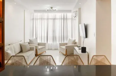 Apartamento mobiliado alto luxo de 54 metros quadrados com 2 quartos em copacabana - rj