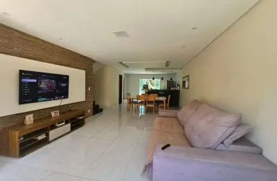 Excelente casa condomínio fechado 3 quartos 161 m² construido em vargem grande - rj