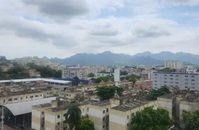 Excelente cobertura a venda na rua monsenhor marques 46- pechincha -rj