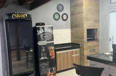 Casa com 3 quartos à venda na Rua Salerno, Jardim Europa, Uberlândia