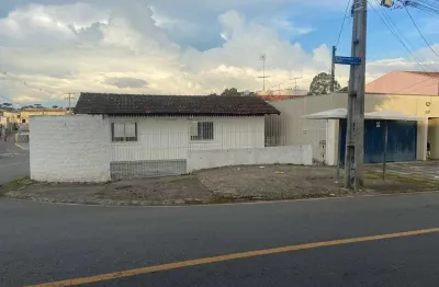 Casa comercial com 1 sala para alugar na Rua Olívia Gonçalves Freitas, 369, Orleans, Curitiba