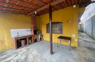 Sinta a brisa do mar todos os dias: casa no suarão a 250m da praia.