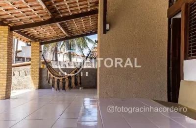 Casa de Praia para Venda em Extremoz, Pitangui, 4 dormitórios, 2 suítes, 1 banheiro, 5 vagas