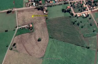 Chácara a venda  no bairro distrito de valência. 
frente para a avenida.