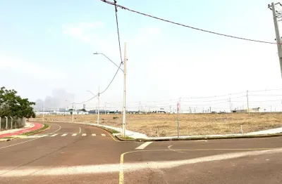 Excelente terreno próximo ao hospital santa casa de campo mourão.
loteamento planejado e moderno, com infraestrutura completa.
são 9 lotes na mesma quadra de frente para o bosque.