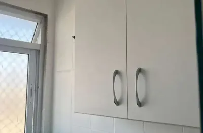 Apartamento com 2 quartos para alugar na Rua Cesário Ramalho, --, Cambuci, São Paulo por R$ 2.500