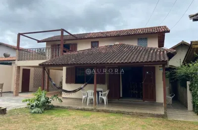 Casa no pico da cruz com 3 dormitórios à venda por r$ 1.499.900 - rio tavares - florianópolis/sc