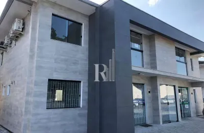 Sala para locação com 71,21m², 02 escritórios e 02 banheiros, centro, tijucas, sc