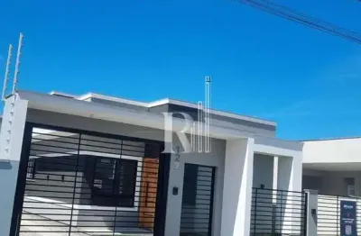 Casa com 03 dormitórios, sendo 01 suíte com gramado nas áreas de lazer  à venda no bairro areias, t