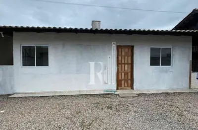 Kitnet para locação com um dormitório e churrasqueira, XV de Novembro, Tijucas, SC