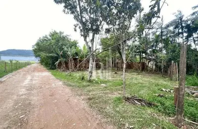 Ótima oportunidade! Terreno de 304m², medindo 16x19 metros á venda no  Bairro Santa Luzia, Tijucas/