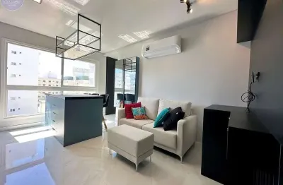 Apartamento nunca habitado de 1 dormitório mobília destacada