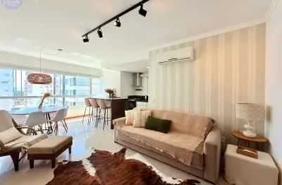 Apartamento no bairro navegantes, entre a praça tiaraju e a avenida ubirajara.