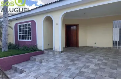 Casa com 3 quartos para alugar na Rua Monterey, 8, Jardim Califórnia, Cuiabá