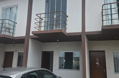 Lindo sobrado em cezar de souza com acabamento fino e 2 banheiros