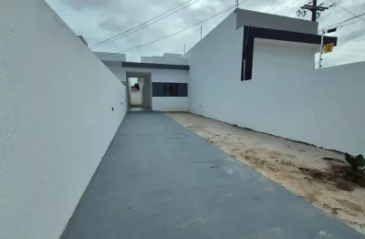 Excelente oportunidade: casa com 2 quartos, rua calçada e financiável pelo minha casa minha vida