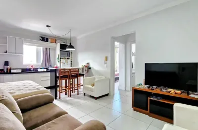 Apartamento com 1 quarto, churrasqueira a carvão, 1 vaga privativa. praticamente centro de balneário camboriú - sc