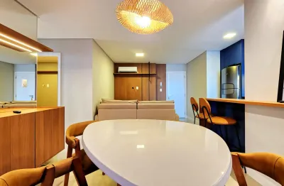 Apartamento novo e nunca habitado, mobiliado com 2 quartos sendo 1 suíte para aluguel anual em Balneário Camboriú - SC.