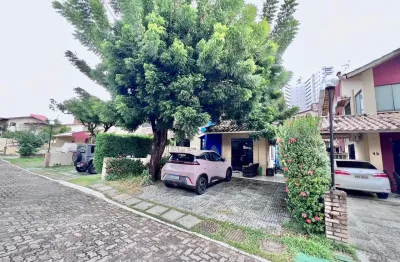 Casa duplex em condomínio com 140m2, energia solar, 4 dormitórios e 3 vagas no luciano cavalcante