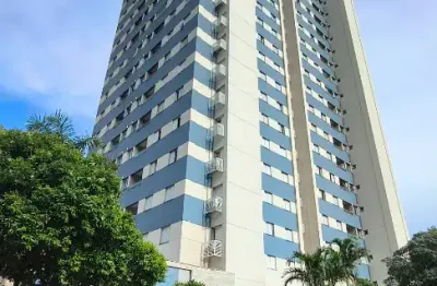 Aquaparque Residencial & Resort - 3 Quartos(1 suite)  completo de armários, Wc Social, Sala c/ Sacada, pintura nova,  Ótimo estado,  Vaga de Garagem p/ 2 Carros.