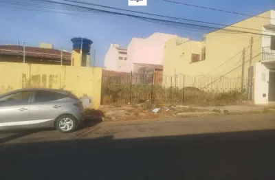 Terreno em condomínio fechado à venda na Rua Dona Ada Centini, 1, Maracanã, Anápolis