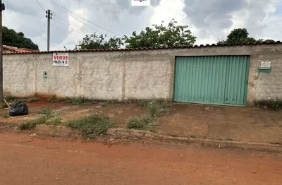 Casa com 3 quartos à venda na Rua 12, 420, Setor Santos Dumont, Goiânia