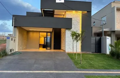 Casa em condomínio fechado com 3 quartos à venda na Avenida Vitória Régia, 1, Jardins Capri, Senador Canedo