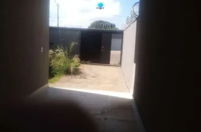 Casa com 2 quartos à venda na Avenida Vinte e Três de Março, 1, Goiânia Park Sul, Aparecida de Goiânia