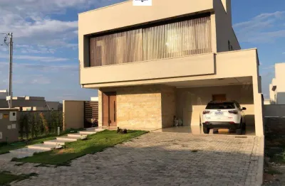 Casa à venda no bairro residencial condomínio jardim veneza em senador canedo/go