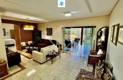 Sobrado de 5 quartos de área construída e 3030m² de terreno com preço de oportunidade .