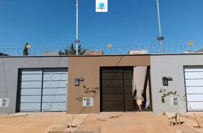 Casa com 2 quartos à venda na Alameda Porto Primavera, 1, Residencial Buena Vista I, Goiânia