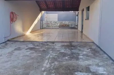 Casa com 3 quartos à venda na Rua PP 8, 1, Parque dos Pirineus, Anápolis