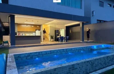 Casa de alto padrão mobiliada em condomínio fechado – vale verde, goiânia/go